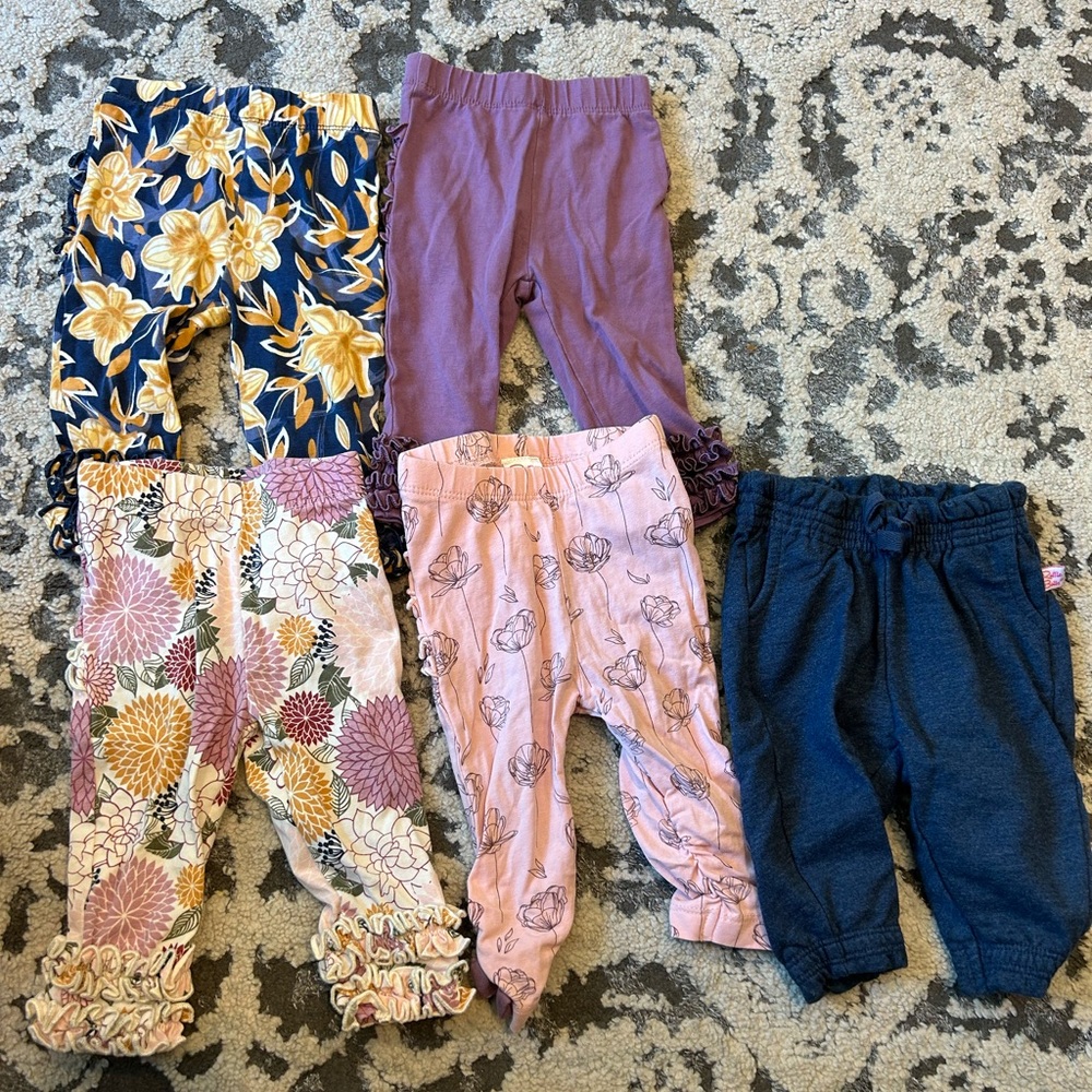 Ruffle Butt baby leggings 0-6 months